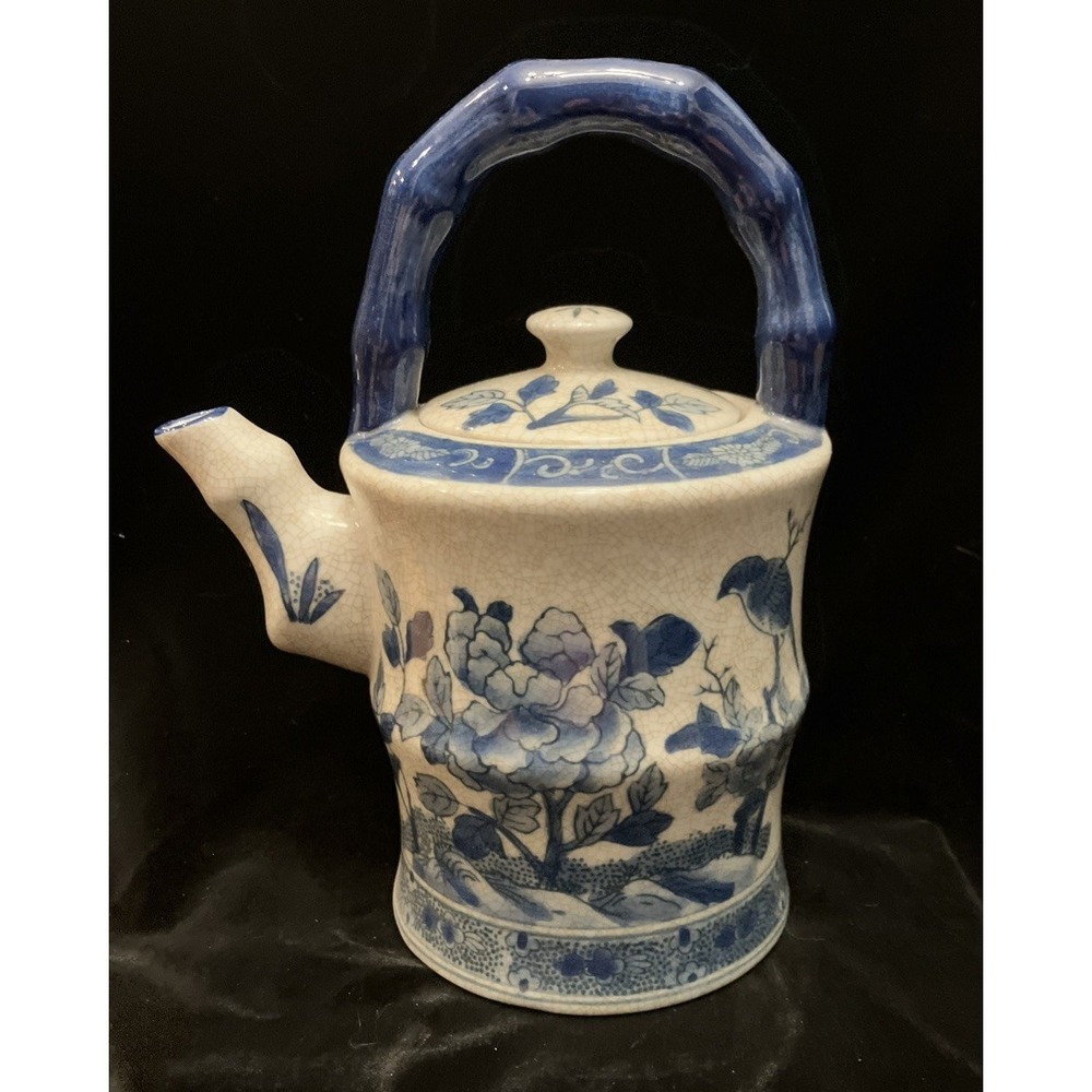Vintage Chinese Blue & White Chinoiserie Motif Porcelain Teapot Bird Floral